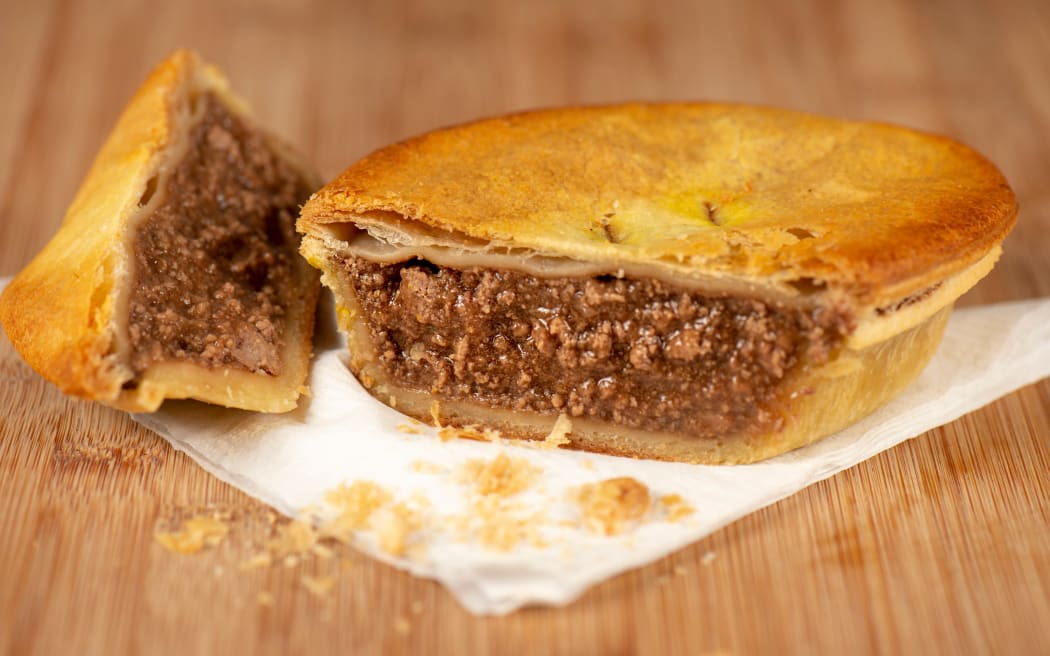 Detailed closeup of a fresh baked Australian plain mince pie.