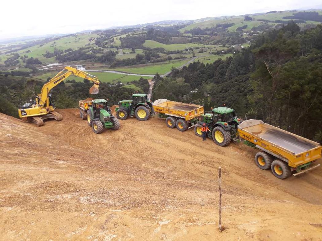 State Highway 11 between Kawakawa and Paihia is still closed by the big slip that came down on Lemons Hill in mid-February.