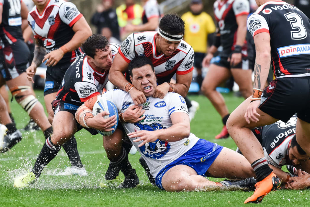 Niue prop Wes Lolo playing for Newtown Jets.