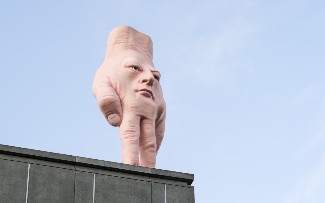 Ronnie van Hout, Quasi, 2016. Steel, polystyrene, resin.