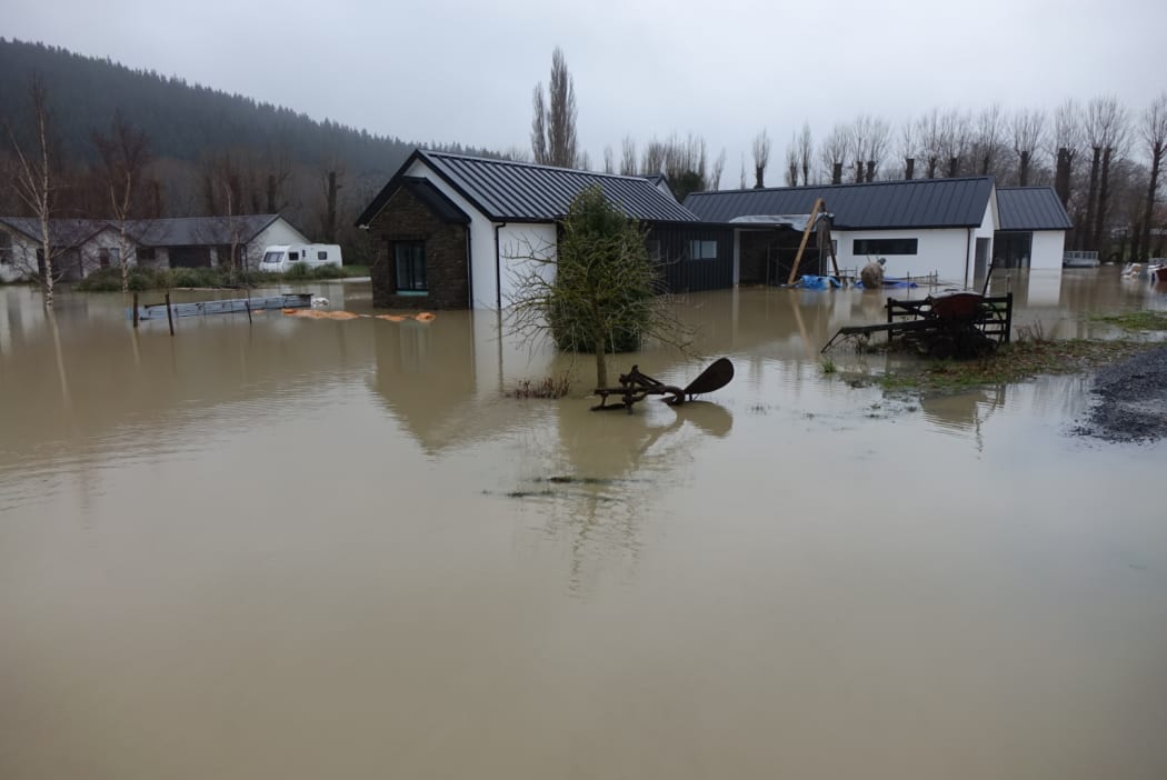 Flooding at Dunedin subdvision.