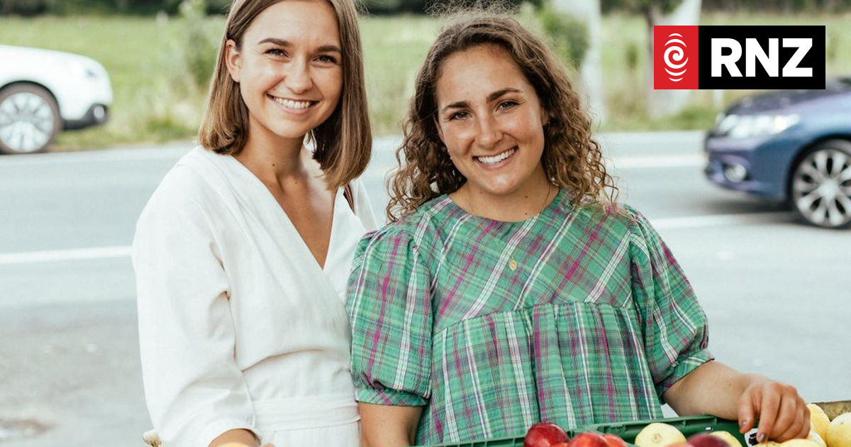 Plant-based Christmas with Two Raw Sisters - Vimarsana News