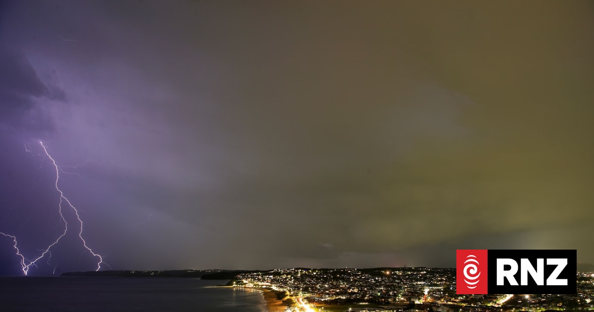 More than 2000 calls for help in NSW amid Sydney's worst storm in years ...