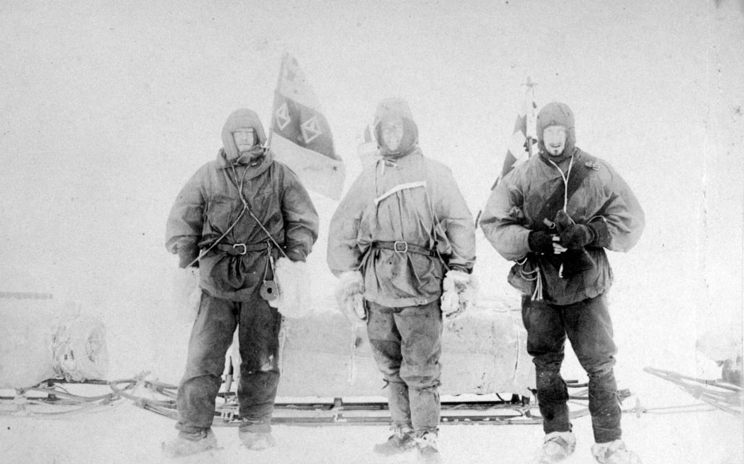 Ernest Shackleton,  Robert Falcon Scott and Edward Wilson at the beginning of the "Southern Journey" on November 2, 1902