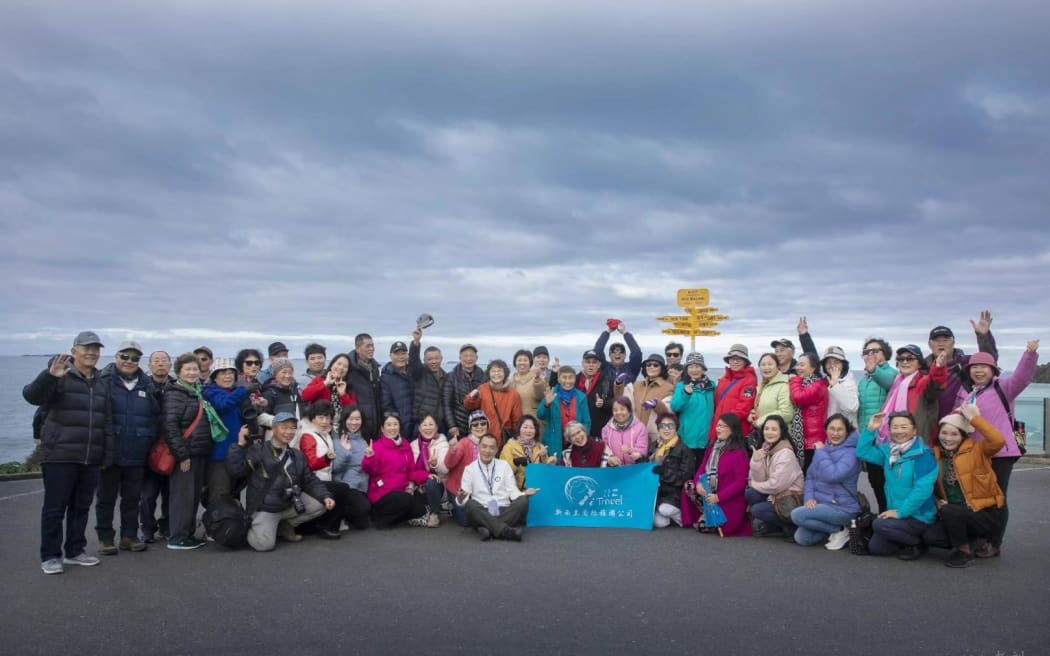 Christchurch Chinese residents traveling in groups in South Island