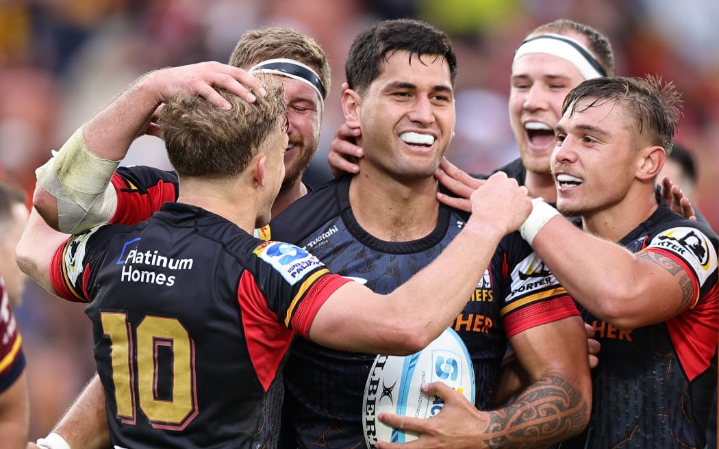 Rameka Poihipi celebrates his try.