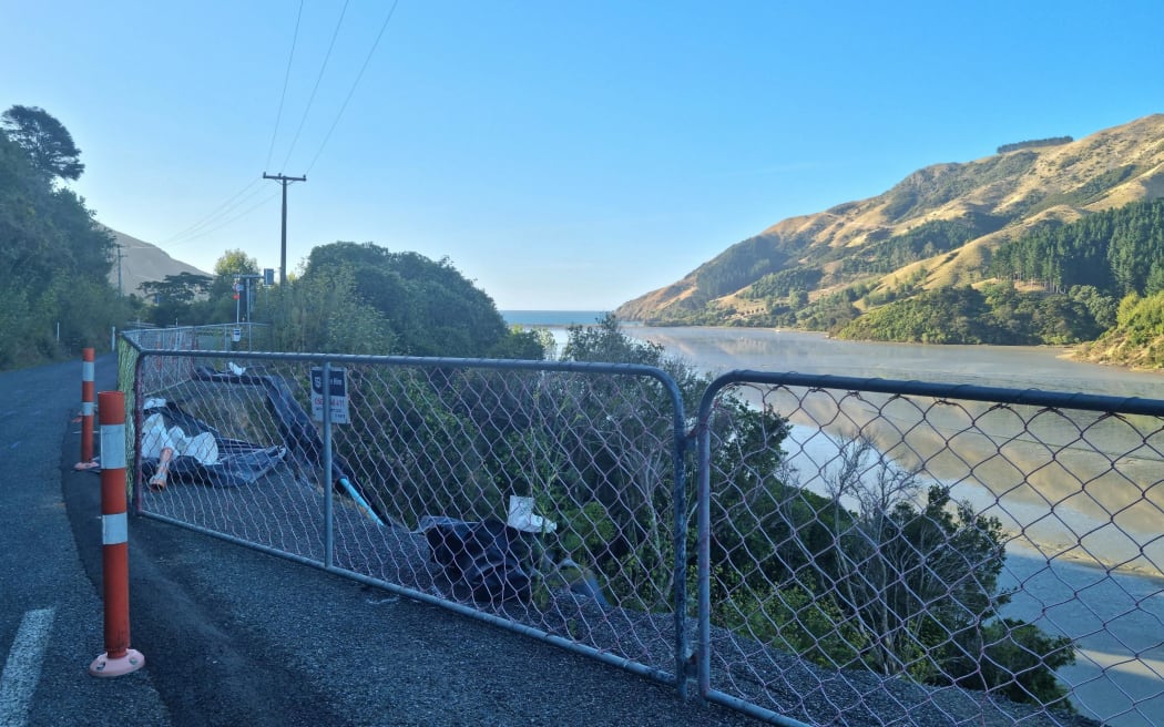 One of the slips on Cable Bay Road.