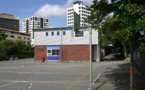 Thorndon School in Wellington from the Hobson Crescent entrance.