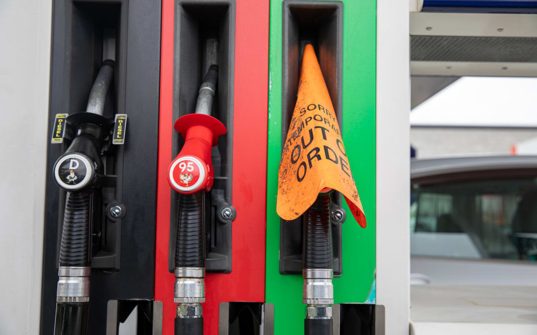 Gull stations in Auckland have run out of petrol at some locations, including this one in Sel Peacock Drive in Henderson. 12 March 2026.