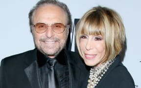 BEVERLY HILLS, CA - MAY 10: Songwriters Barry Mann (L) and Cynthia Weil attend the 64th Annual BMI Pop Awards held at the Beverly Wilshire Four Seasons Hotel on May 10, 2016 in Beverly Hills, California.   Mark Davis/Getty Images/AFP (Photo by MARK DAVIS / GETTY IMAGES NORTH AMERICA / Getty Images via AFP)
