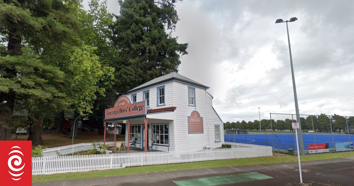Years of complaints over Tauranga school teacher's actions - Vimarsana News