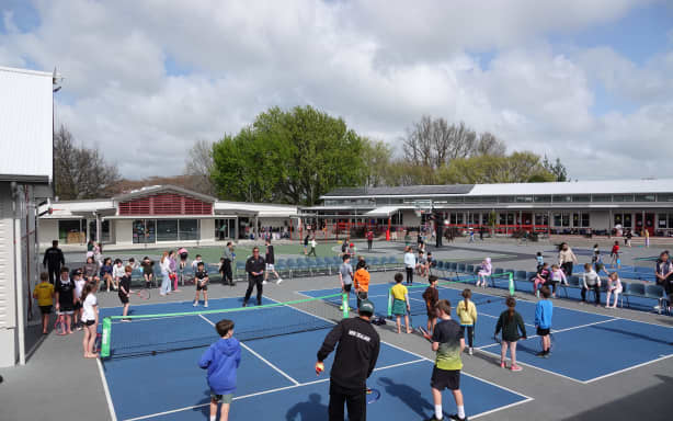 College Street School outdoor tennis courts in Palmerston North, Manawatu - 1 courts, hard