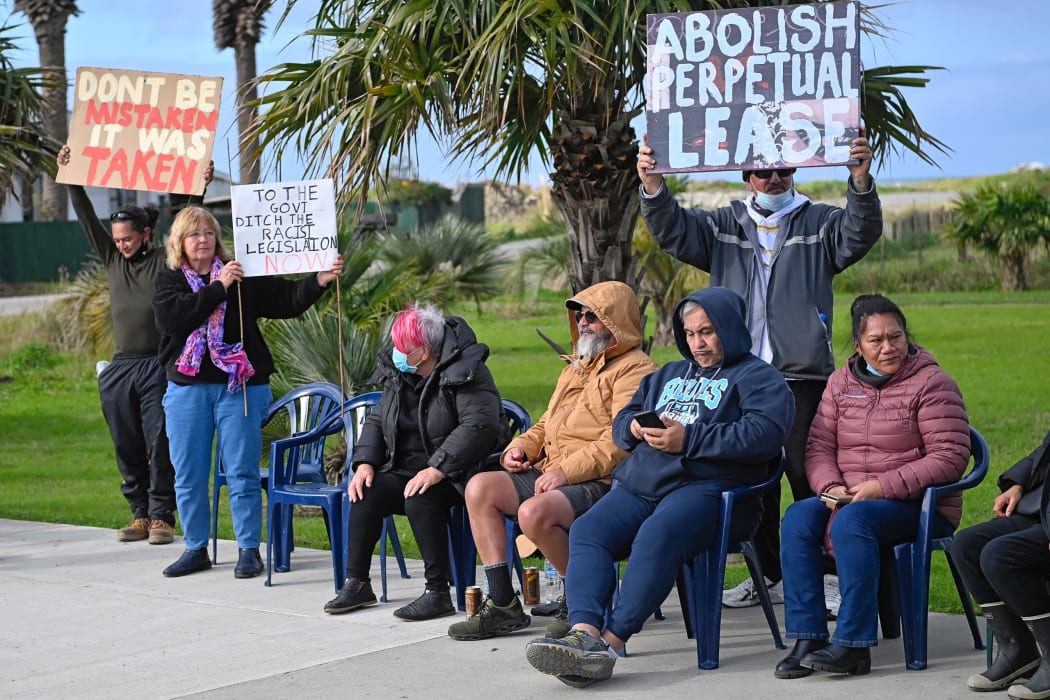On Queen’s Birthday last year, people travelled from as far afield as Auckland and Levin to protest perpetual leases in Tokomaru Bay.