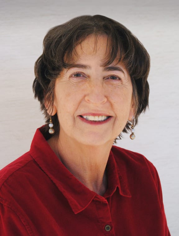 Julia Wayne