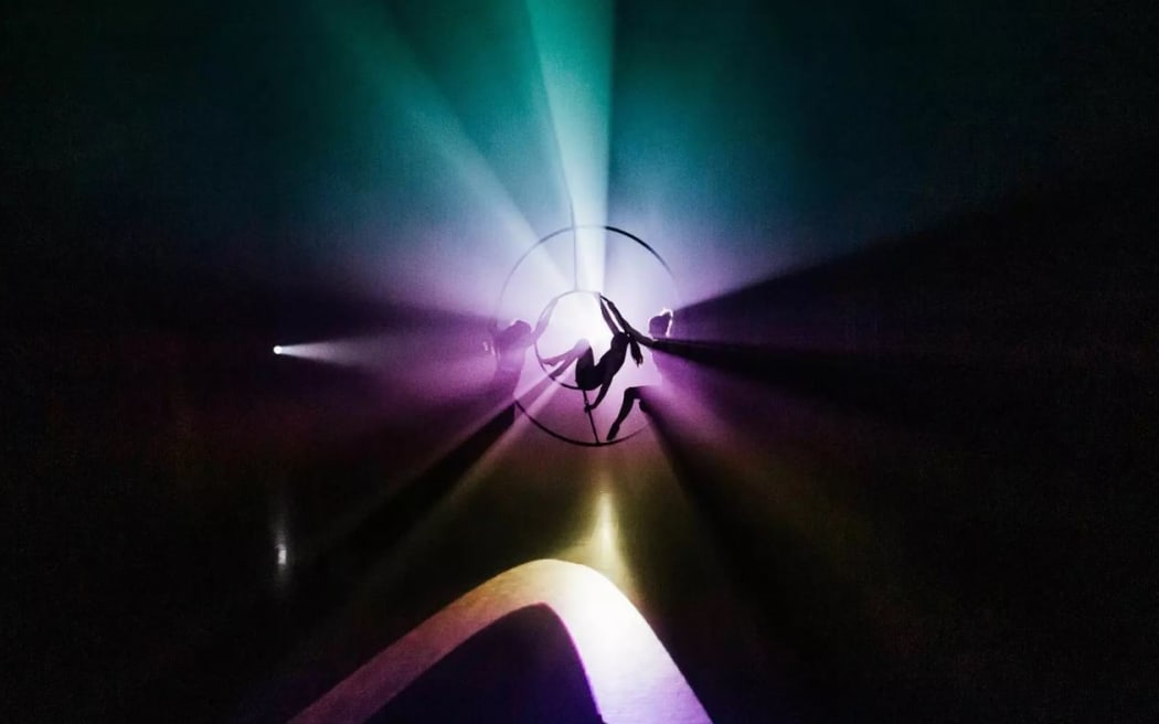 Belle and performance of air at the Auckland Arts Festival.
