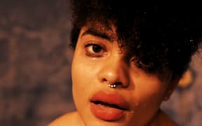 Estère 'Mad About Your Sea' video still