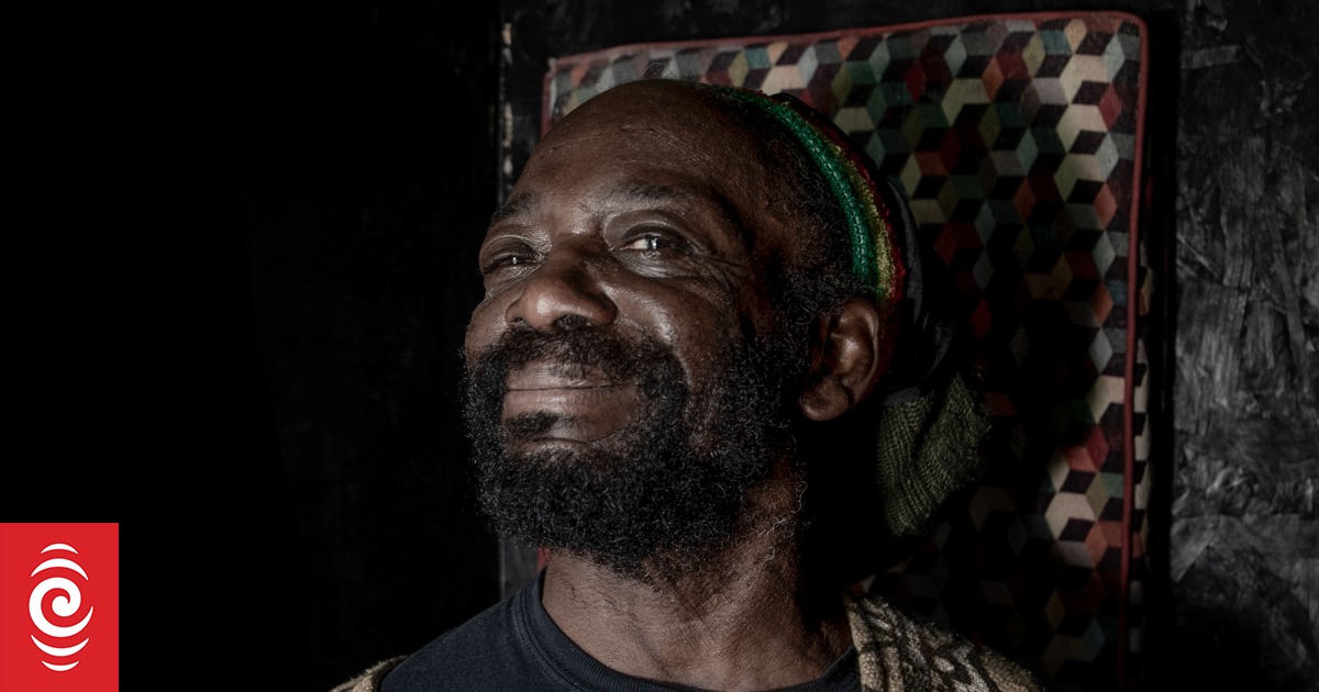 英LP African Head Charge A Trip To Bolgatanga ONULP154 On-U Sound /00260 0032037485_10.jpg