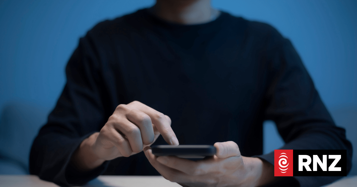 Heart Foundation targeted by spam gambling, pornography advertising