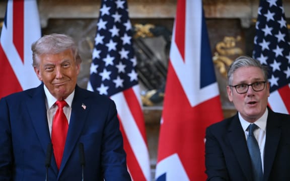 US President Donald Trump (L) and Britain's Prime Minister Keir Starmer (R) attend a joint press conference following their meeting at Chequers, in Aylesbury, central England, on 18 September, 2025, on the second day of the US President's second State Visit.