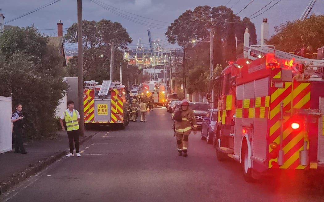 Crews respond to a fire in Parnell, Auckland.
