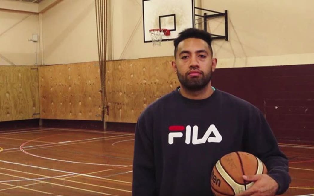 Sione Maama, Tonga's basketball coach