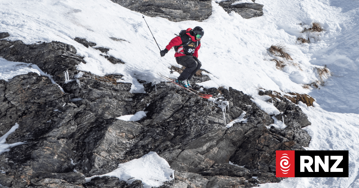 Skiing: Ben Richards crowned world freeride ski champion | RNZ News