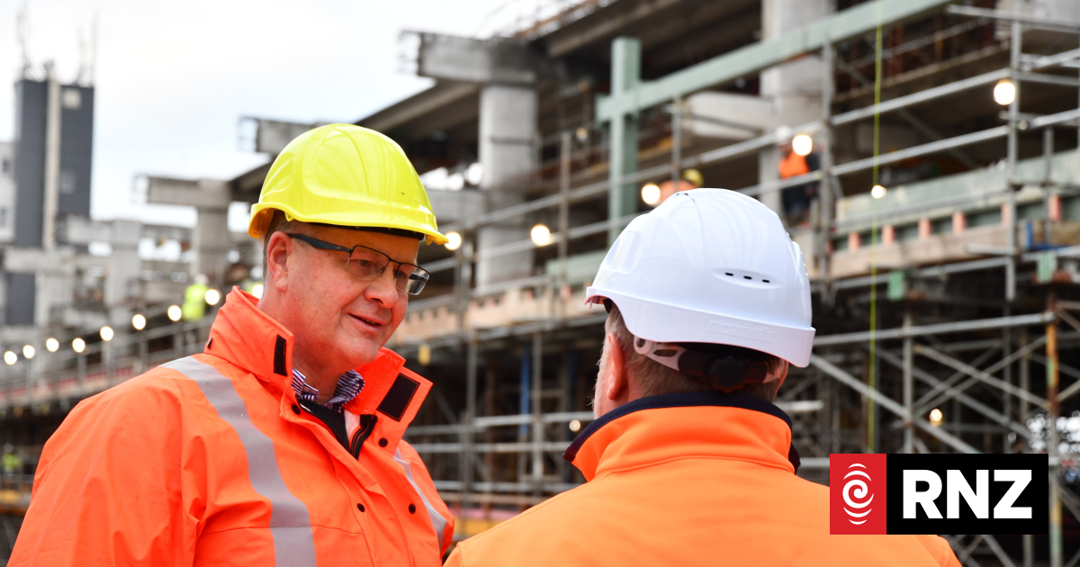 Six meetings, 34 agenda items missed: The short, complicated term of KiwiRail's Scott O'Donnell