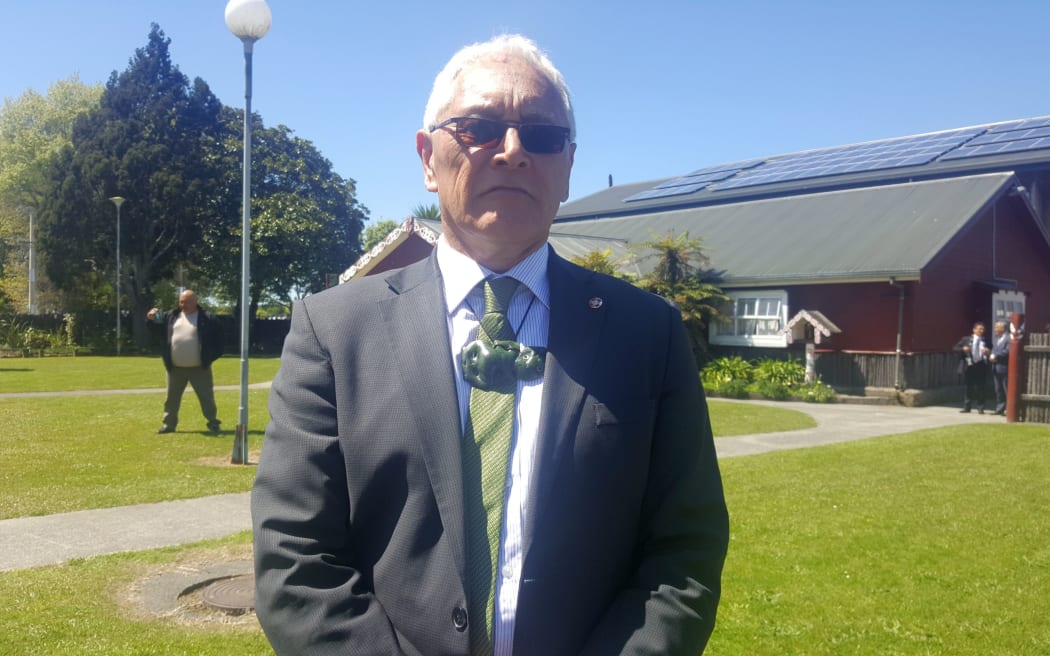 Dr David Tipene Leach