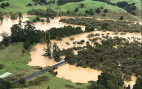 Waikato slips State Highway 22. Photo taken on 5 April 2017.