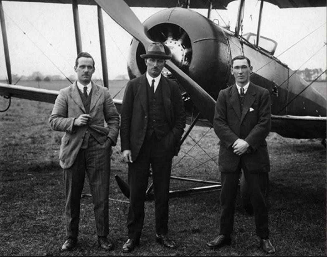 Euan Dickson on the left with CH Hewlett of the Canterbury Aero Club and chief engineer JE Moore with the Avro they flew across Cook Strait on 25 August 1920
