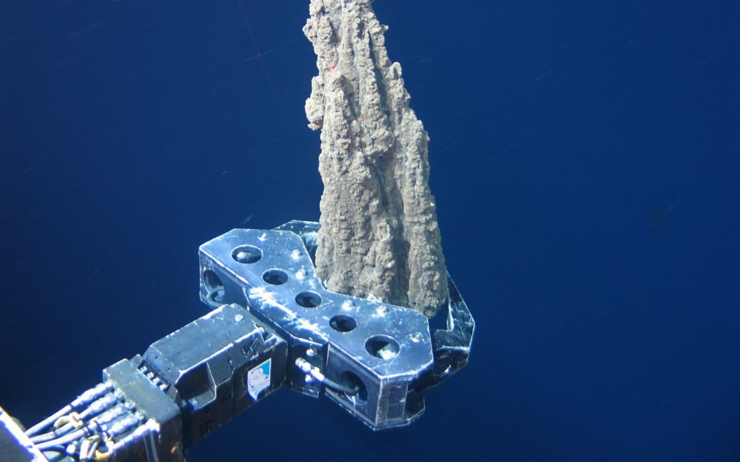 Mining for copper under the sea