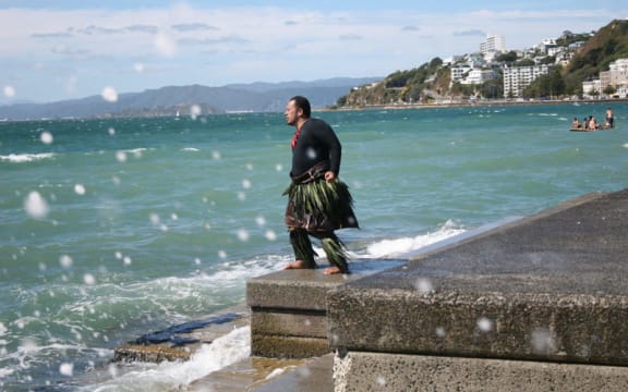 Kalisolaite 'Uhila - Ongo mei Moana