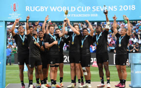 NZ players celebrate winning the Sevens Rugby World Cup.
