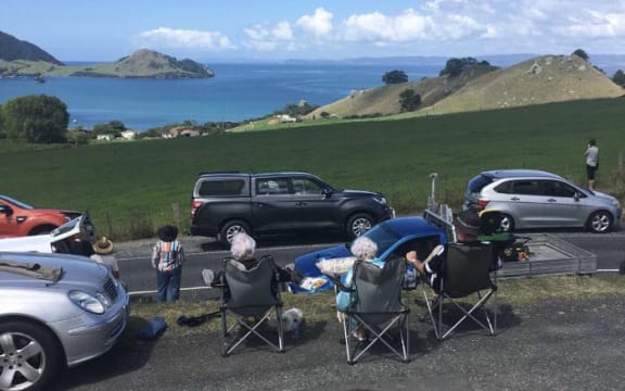 Watching, waiting and macramé at Whangārei Heads.