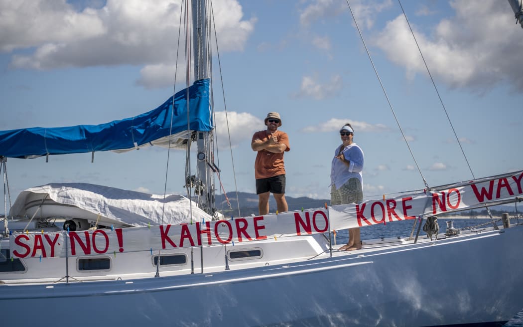 A flotilla of more than 50 watercraft converged from Whangārei Heads to Langs Beach to oppose the proposal to dredge nearly 8.5 million cubic meters of sand over the next 35 years.