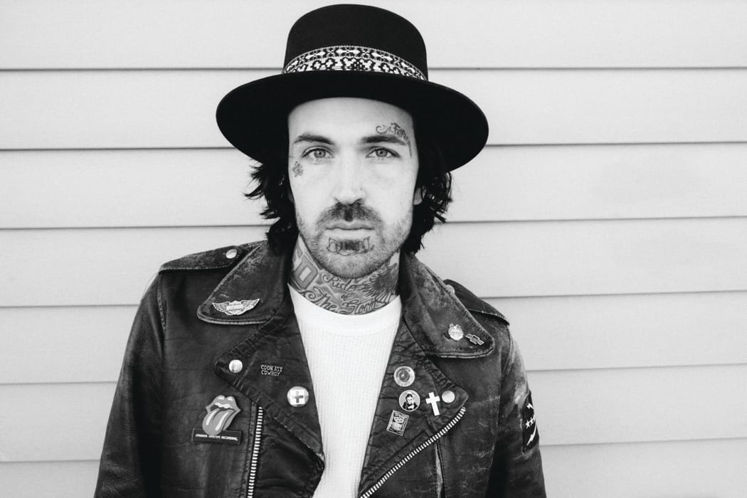 Yelawolf hat deals
