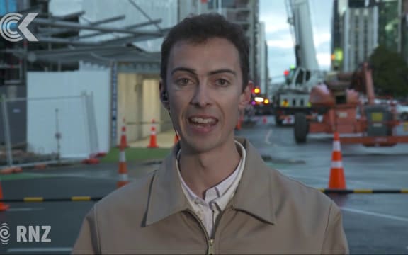 Auckland mayor calls for answers after panel falls off building