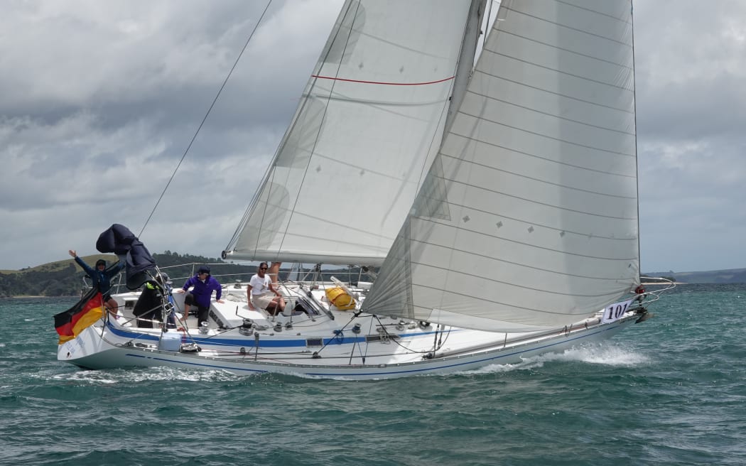 Veroilique puts on speed en route to the first mark.