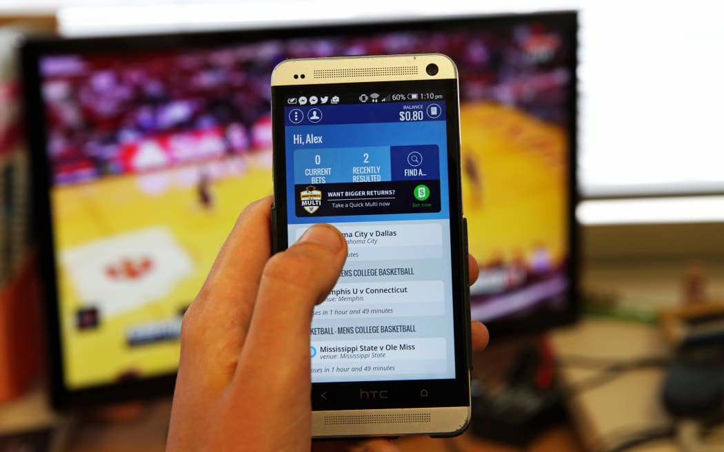 The government is reviewing the Gambling Act to keep up with the growth of online gambling.