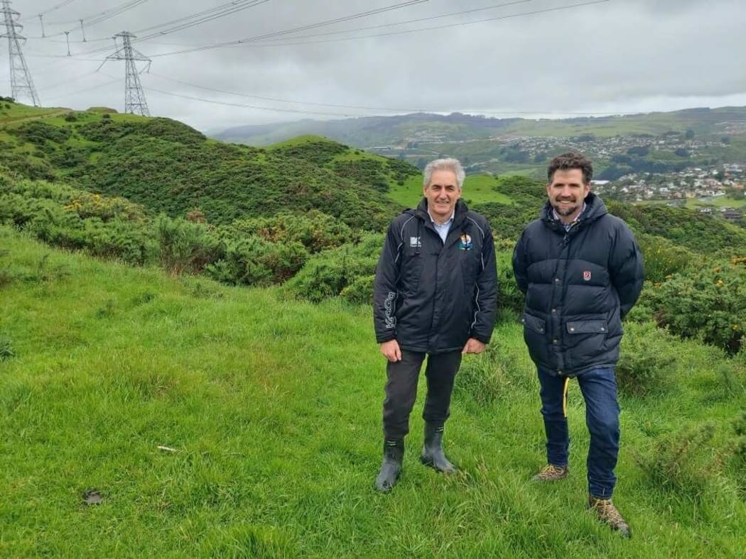 Vice-Chancellor Grant Guilford, and Tim Park, the Council's environment partnership leader.