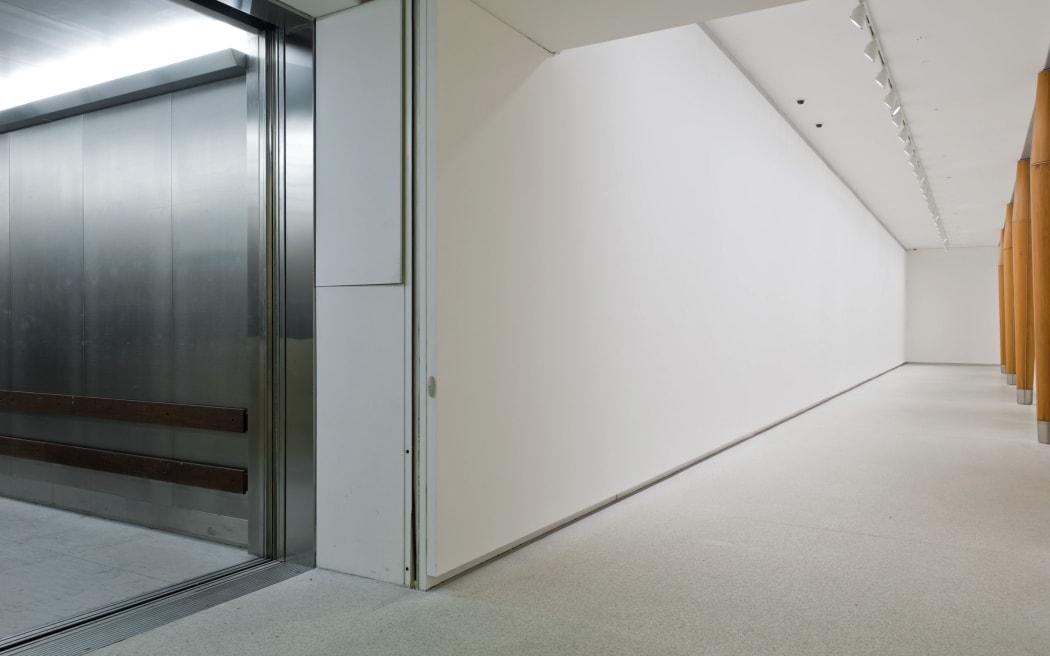 The installation view of Luke Willis Thompson's inthisholeonthisislandwhereiam , 2014.