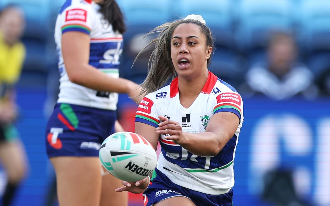 Capri Paekau of the Warriors passes during the Sydney Roosters Women v NZ Warriors Women.