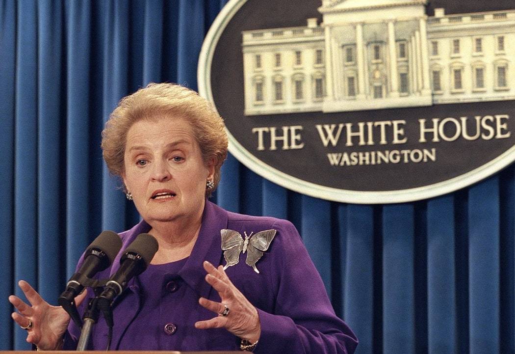 (FILES) In this file photo taken on September 28, 1998 US Secretary of State Madeleine Albright speaks to reporters during a press conference at the White House in Washington, DC. -