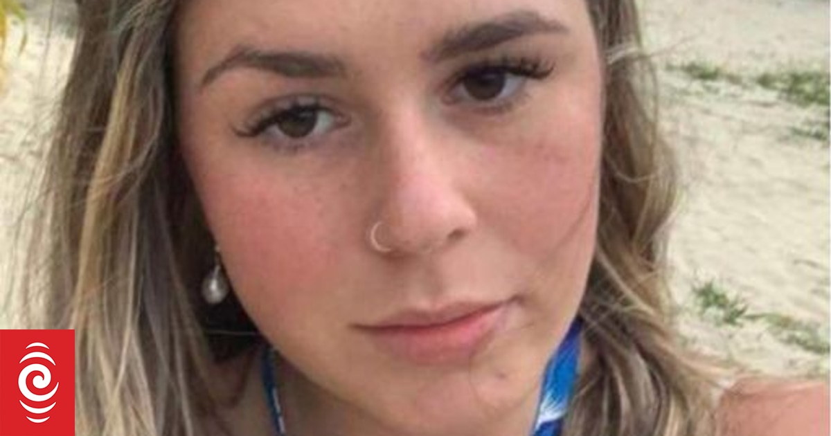 Muriwai Beach crash death: Victim Madison Chamberlain farewelled by work - Vimarsana News
