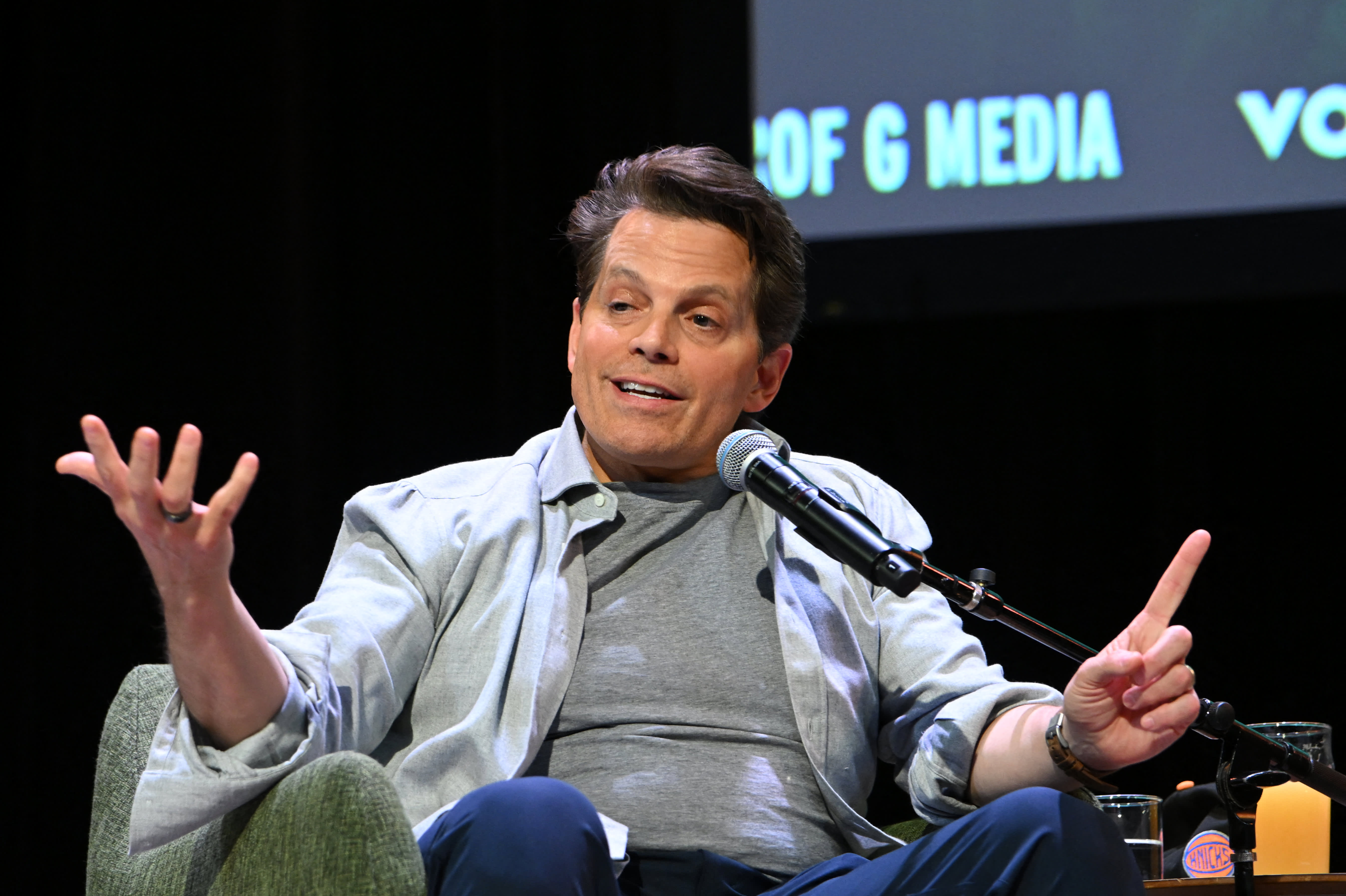 NEW YORK, NEW YORK - JUNE 02: Anthony Scaramucci speaks onstage at Vox Media's Prof G Markets Tour with Scott Galloway and Ed Elson on June 02, 2026 in New York City. Bryan Bedder/Getty Images for Vox Media/AFP (Photo by Bryan Bedder / GETTY IMAGES NORTH AMERICA / Getty Images via AFP)