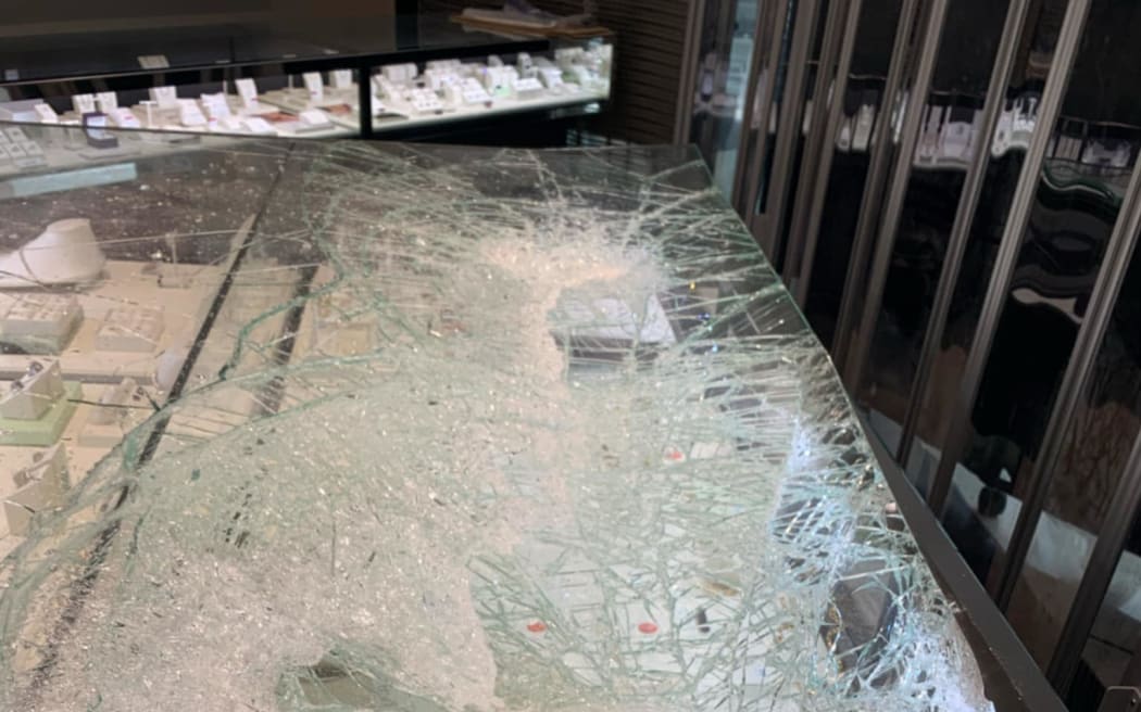 Police said three people were arrested after two cars fled the scene of a robber at a jewellery store in St Luke's Westfield shopping centre, on 7 January, 2025.
