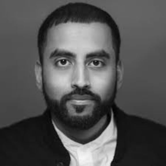 Murtaza Hussein, journalist at The Intercept.