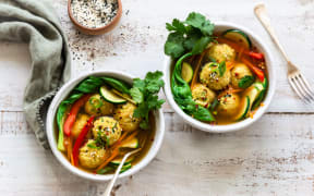 Spiced chicken and rice meatball soup