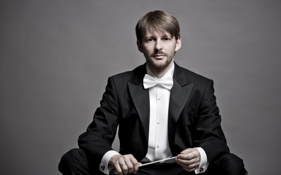 Conductor Gábor Káli.