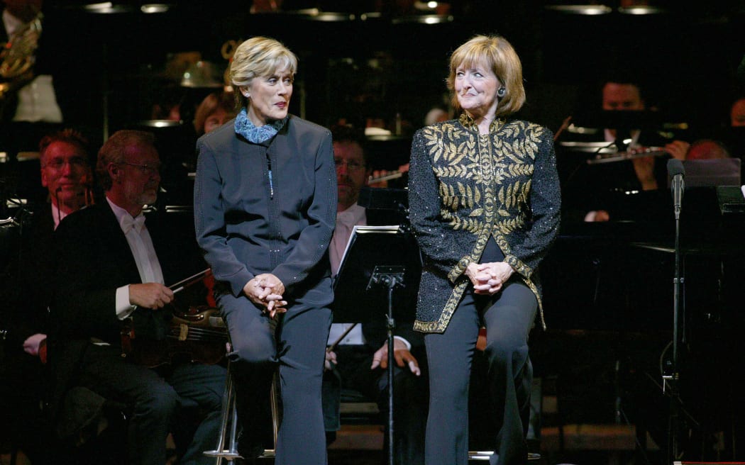 Dame Kiri Te Kanawa and Frederica von Stade performing with NZSO in the 2006 Kiri Te Kanawa Foundation